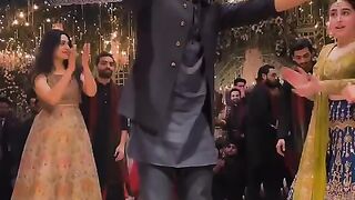 Calm Down Song Dance