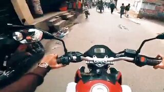 Hilarious Bike Crashing Scene ????