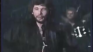 Eddie Rabbitt - I Love A Rainy Night