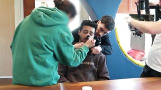 Concernant ! SI ÇA MARCHE, J'EXPLOSE MON CRÂNE ???? (Expériences Tiktok improbables) #4.