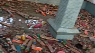 SULTAN BAHU ka aisa talab jahan mant k lakhon ropy aur jo ghalty nahi pani mn aur toys