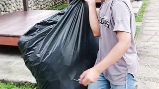 Dek Ngodeng Hela