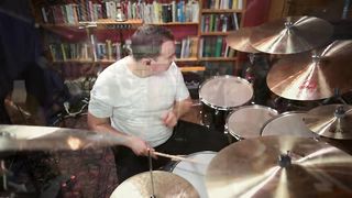 Martin Miller & Paul Gilbert - Superstition ( Stevie Wonder Cover )