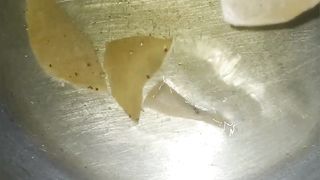 How to fry papad