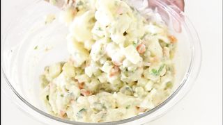 Surpreenda seus convidados com essa salada de maionese