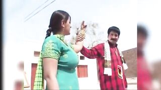 Pao khar di poti hoi hay oy asi bawin rolgay han jinde tayri tan choti hoi hay