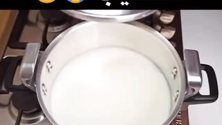 Buuuuzz شباكية مصلوقة في الحليب