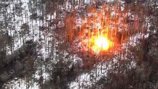 Russian forces destroy Ukrainian stronghold on Dnieper River with tanks and guns