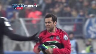 O DIA EM QUE DANI ALVES VIROU GOLEIRO