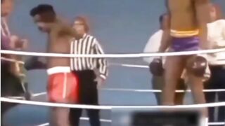 Boxing Ring surprise funny clip