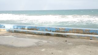 Cuma mau bilang ini pinggir laut a.k.a pantai