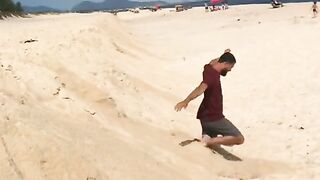 Mas ele é muito desastrado kkkkk