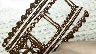 Henna design
