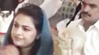 Pakistan ka PM hai ya circus ka joker??