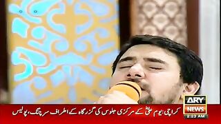 Farhan Ali Waris recites a beautiful kalaam