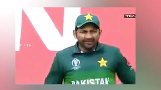 15 Funny Moments Of Sarfaraz Ahmed in Cricket