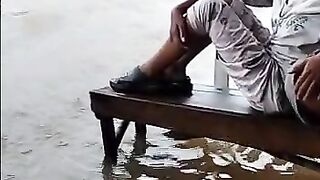 Banjir di tanjungpinang/kepulauan Riau