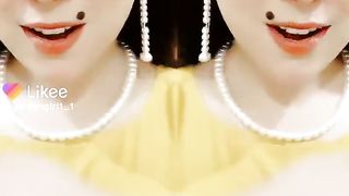 A Cute girl on do ghoont