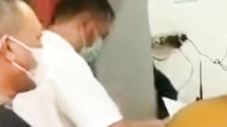 Bawa kue ultah ke kantor polisi