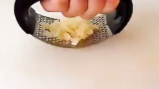 Smart_Home_Gadgets!????Smart_appliances,_Home_cleaning_Invention_kitchen_Makeup,Beauty_#shorts_(2)