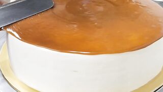 Lotus milk cake