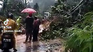 banjir bandang