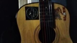 Gitar akustik classic