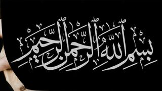 Kahbi khabhi hr jaghan maun marna mehnga par jata hai