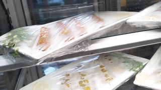 Makkah Sharif Main Pakistani food