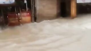Info Terkini Banjir Bandang di Tulang Bawang Lampung