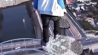 tik tok jangan tonton kalo penakut!!!