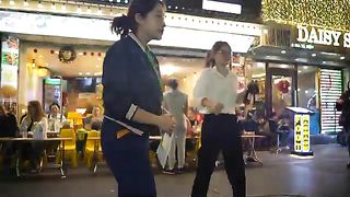 Hanoi Beer Street is Crazy! So many tourists came back as it was before COVID-19
