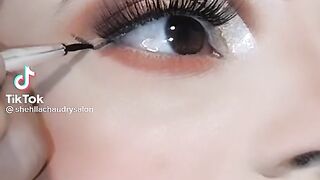 Eye liner trick