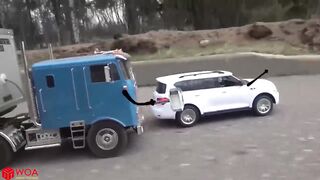 CONTAINER TRUCKS GO WRONG CRASH POLICE CAR_FUNNY CAR FAILS COMPILATION-WOA DOODLES.