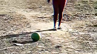 Main bola.