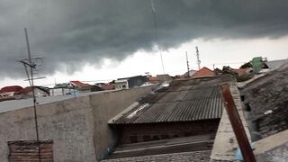 Awan yang seram