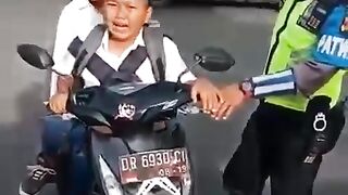 Pembinaan polisi