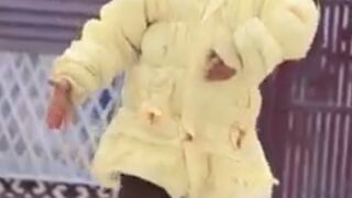 So cute mahsha Allah ( subscribe please )