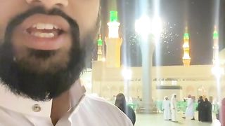 ٹڈیاں زندگی کی علامت