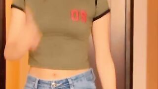 Nisha butt dance