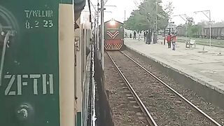 47UP Rehman Baba Express Arrival At Lalamusa JN