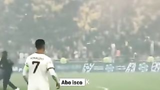 يقول المدرب انا هنا ???????????????????????????????? ????????????????????????????funny Ronaldo ????????????