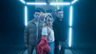 VIZE feat ILIRAmusic - Livin' Loud (by glo ™)