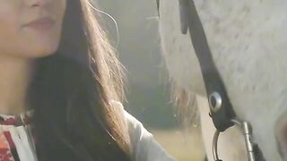 ЖЕНАТА