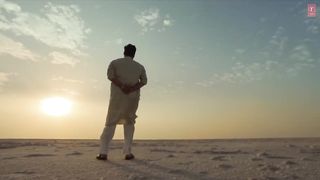 Lyrical -Saugandh mujhe is mitti ki -PM Narendre modi