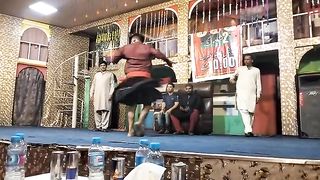 Bila Shaikho puria Dance Master ... High quality perfamce// muhammadaon143
