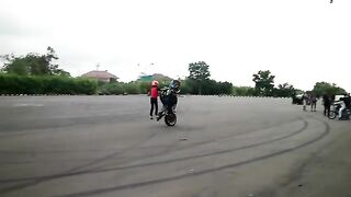 Atraksi motor