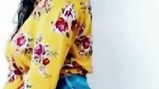 Chikni Chameli Hindi Song