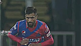 Amir bowling????❤️