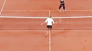 Voilà Comment Elle A Triché Pendant Son Match De Tennis !
